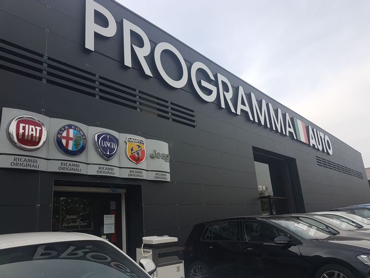 Rivestimento su riqualificazione edificio nuova Sede Programma Wagen