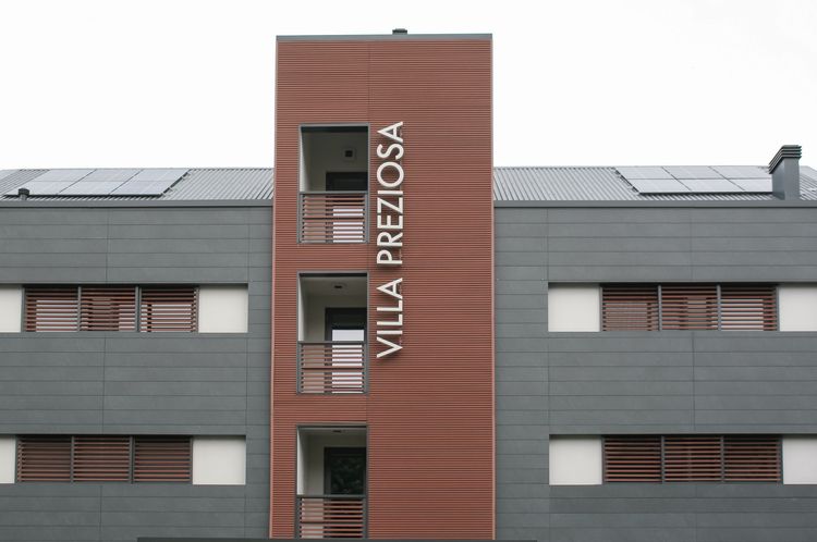 VILLA PREZIOSA-Residenza